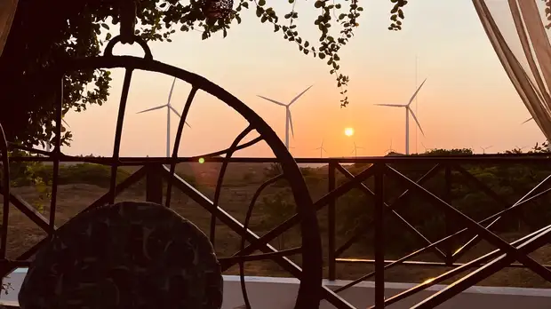 Rooftop happy hour na Vila Bertini de Icaraizinho de Amontada a partir de R$69,90. - Imagem 3